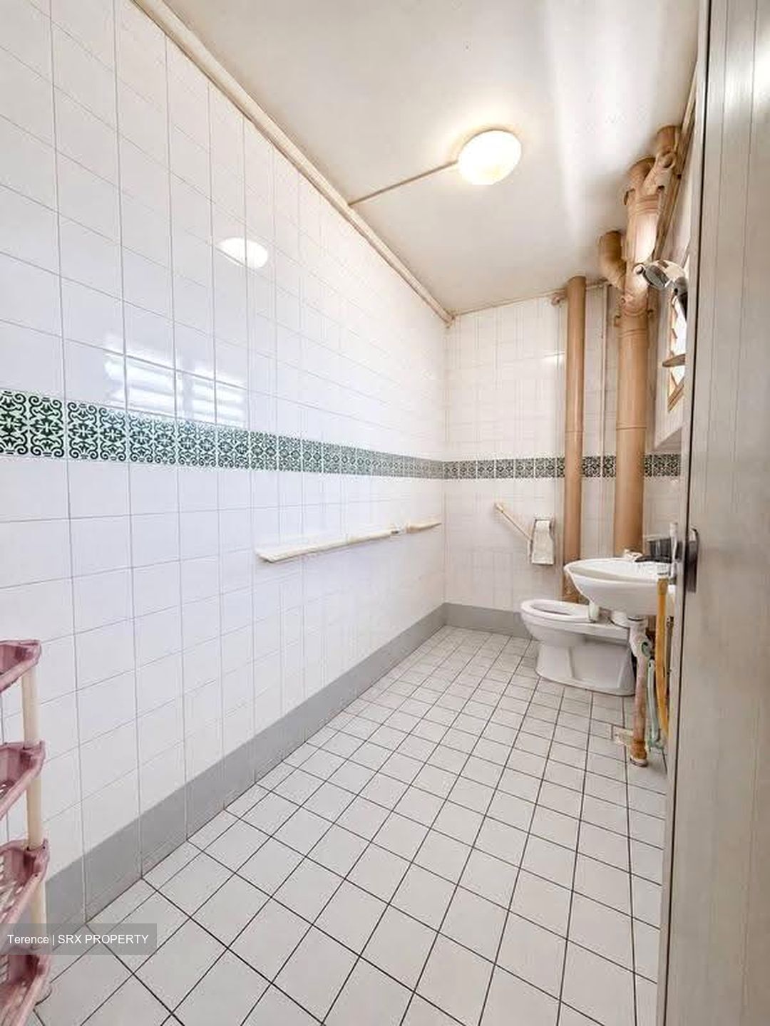 Blk 842 Jurong West Street 81 (Jurong West), HDB Executive #639812611